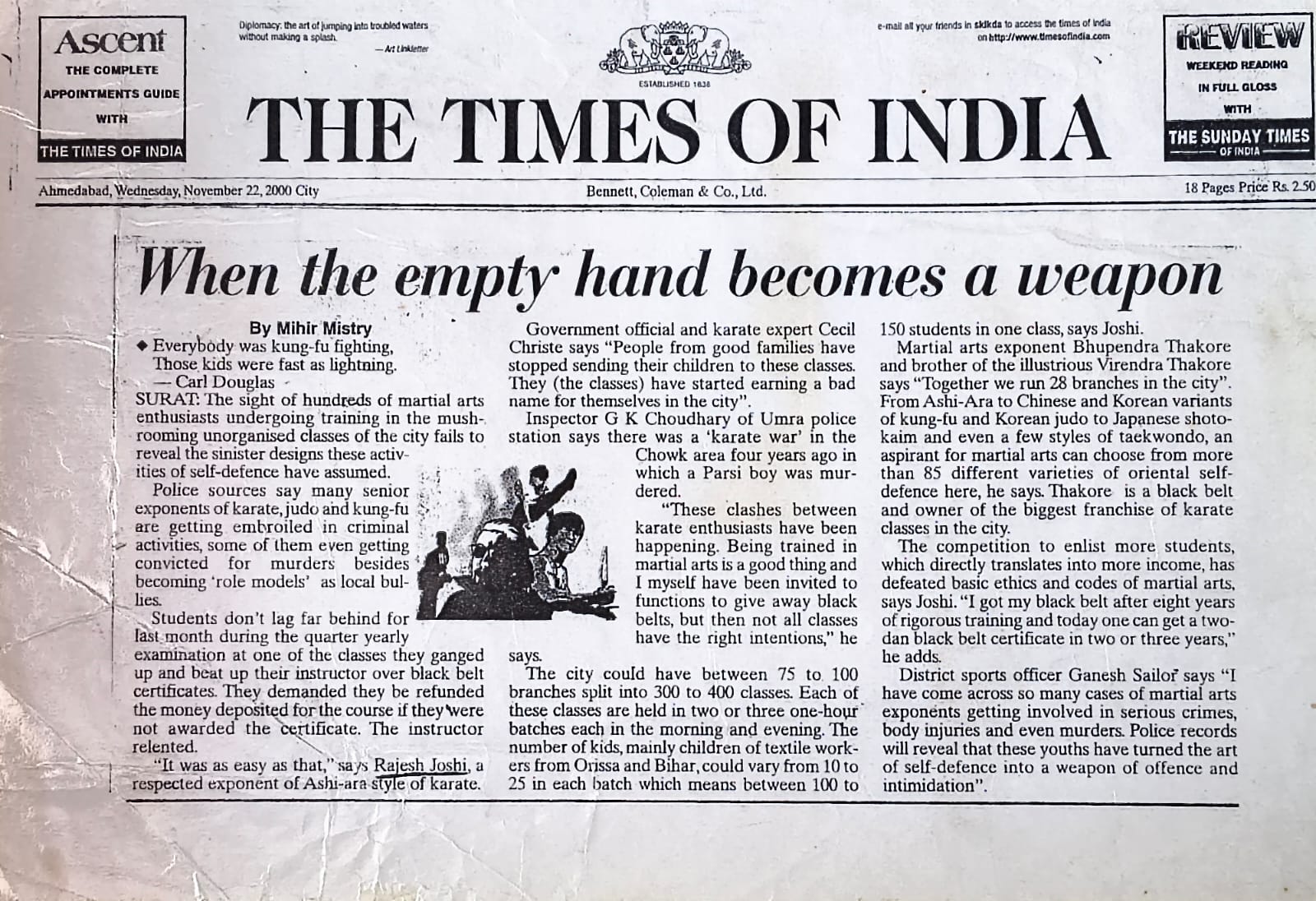 Scanned newspaper clipping from The Times of India, 22 November 2000, featuring Sensei Rajesh Joshi